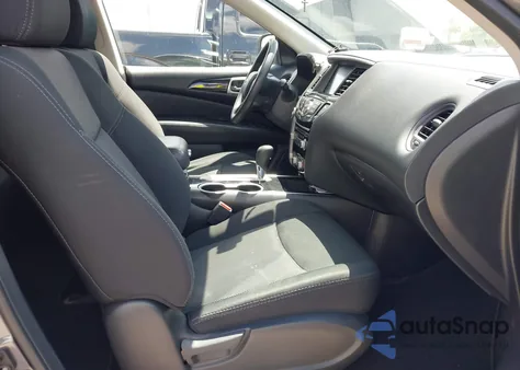 2018 Nissan Pathfinder S из США, поврежденный, VIN 5N1DR2MN5JC657803